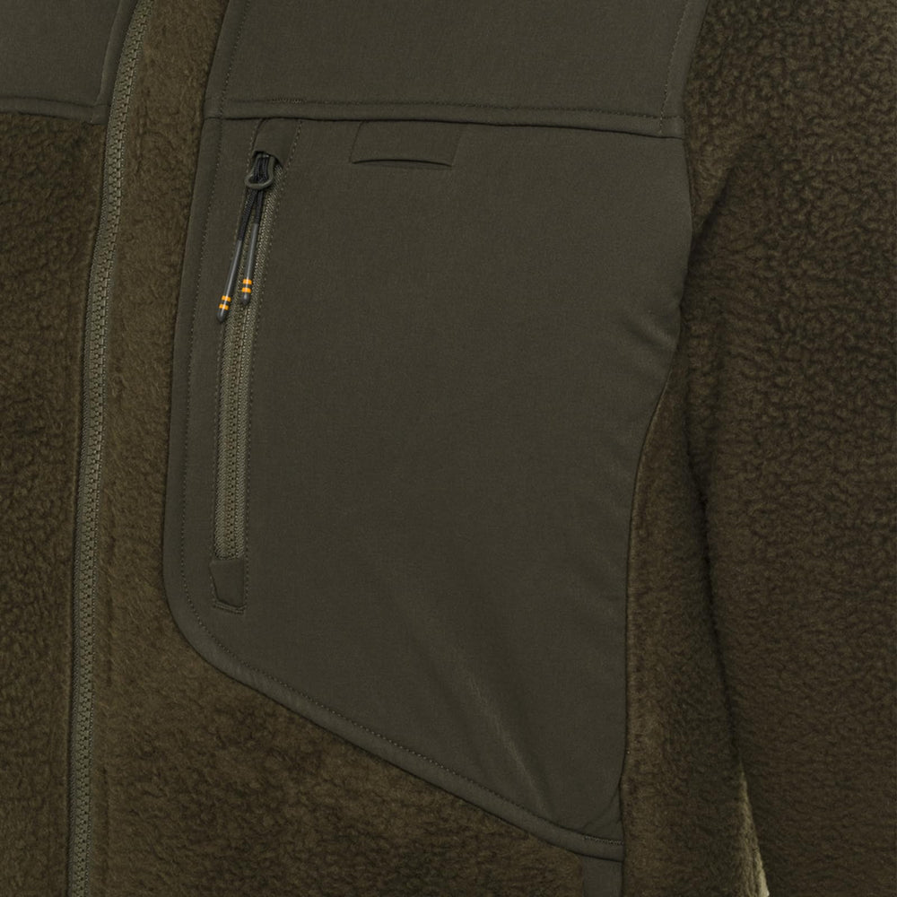 Beretta Halifax Sherpa jacket elastic hem detail signals snug fit for active outdoor movement