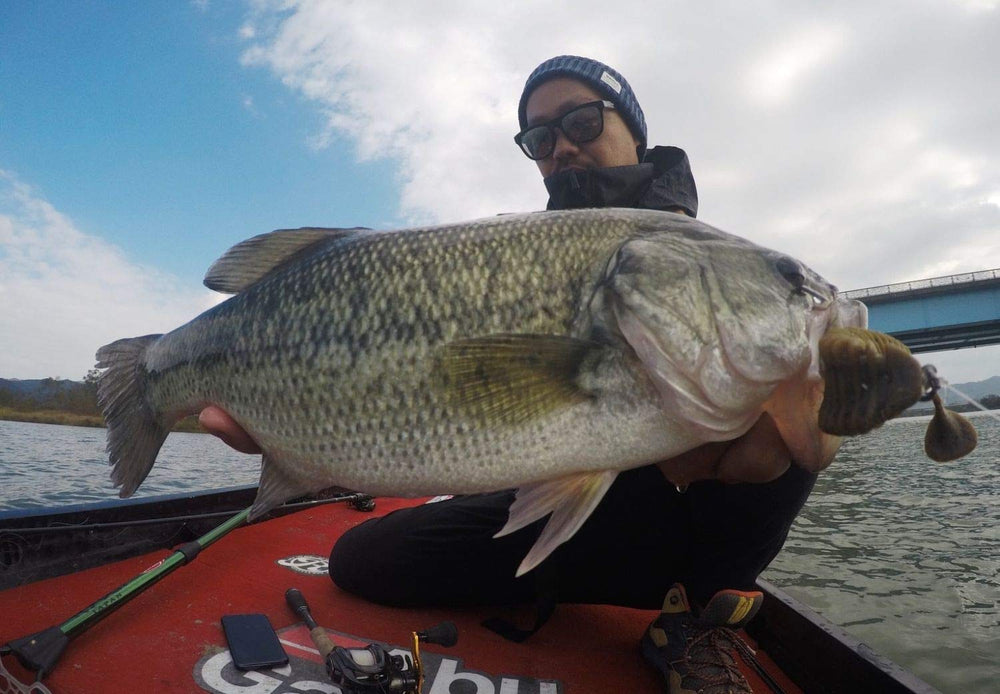 Berkley Max St Pulstale ribbed texture up-close suggests dynamic water movement