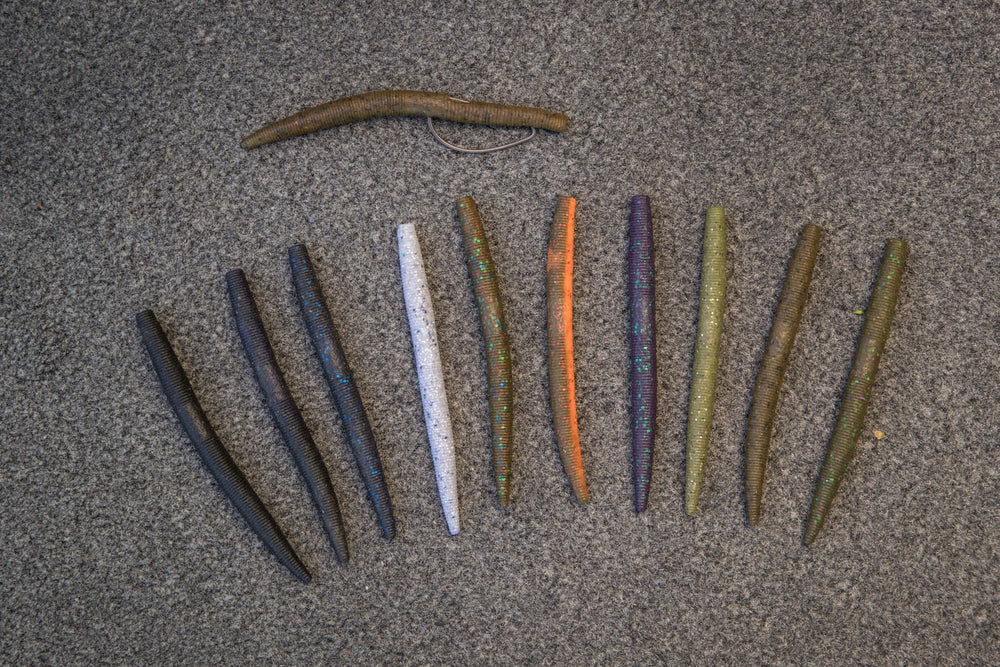 Realistic texture and matte finish match forage for better attraction