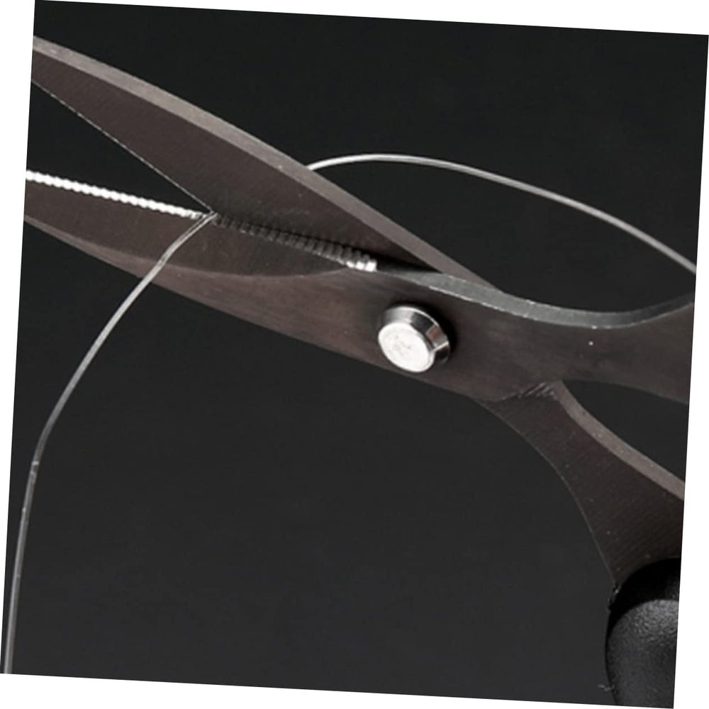 Smooth fluorocarbon cuts for leaders and tackle setup.