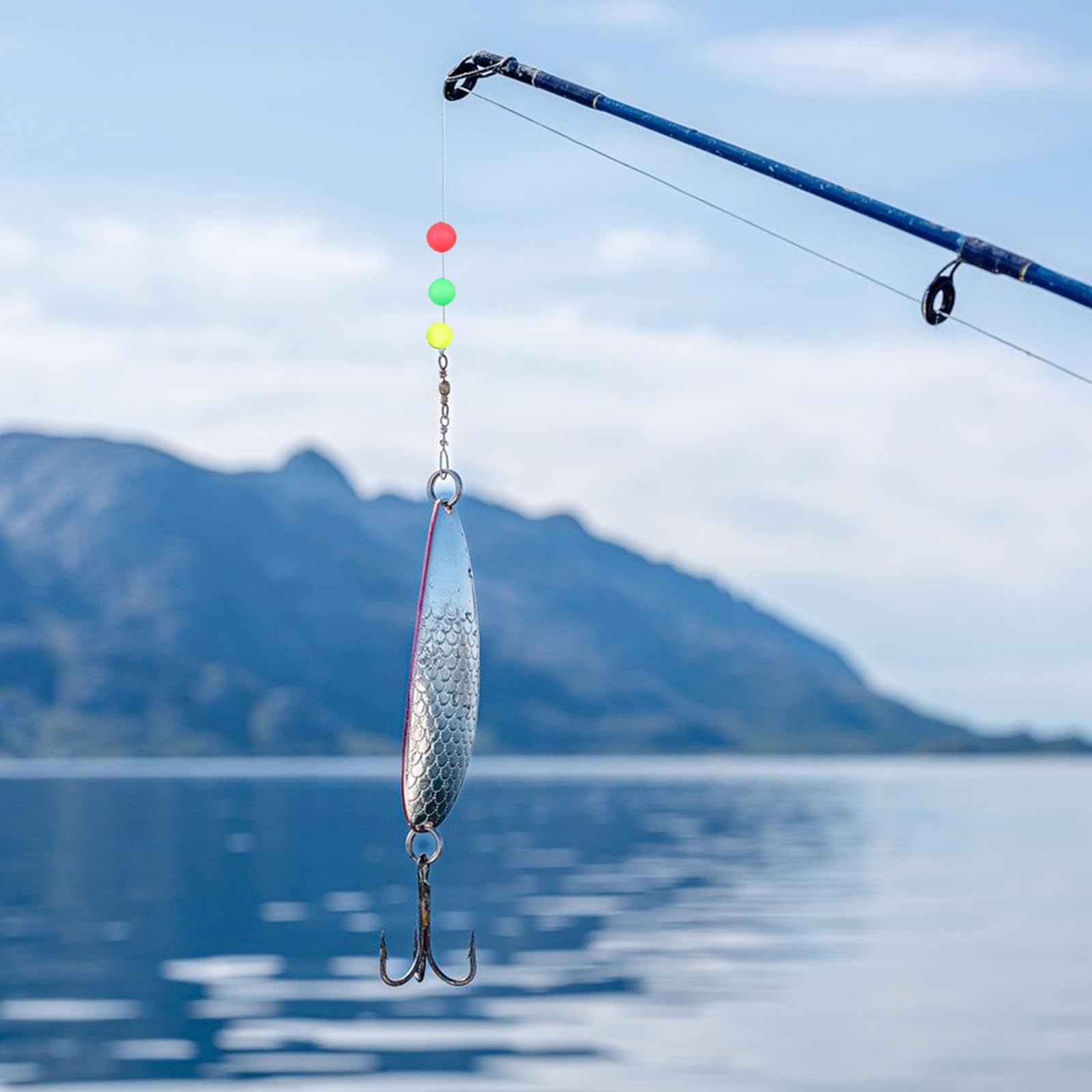 BESPORTBLE red float foam stands out in murky water for quick spotting.