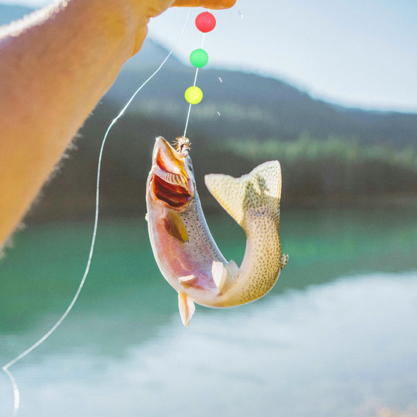 BESPORTBLE visibility-on-water helps monitor strikes quickly on open water.