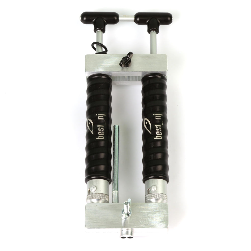 Best NJ locking nozzle secures injector for consistent injections.