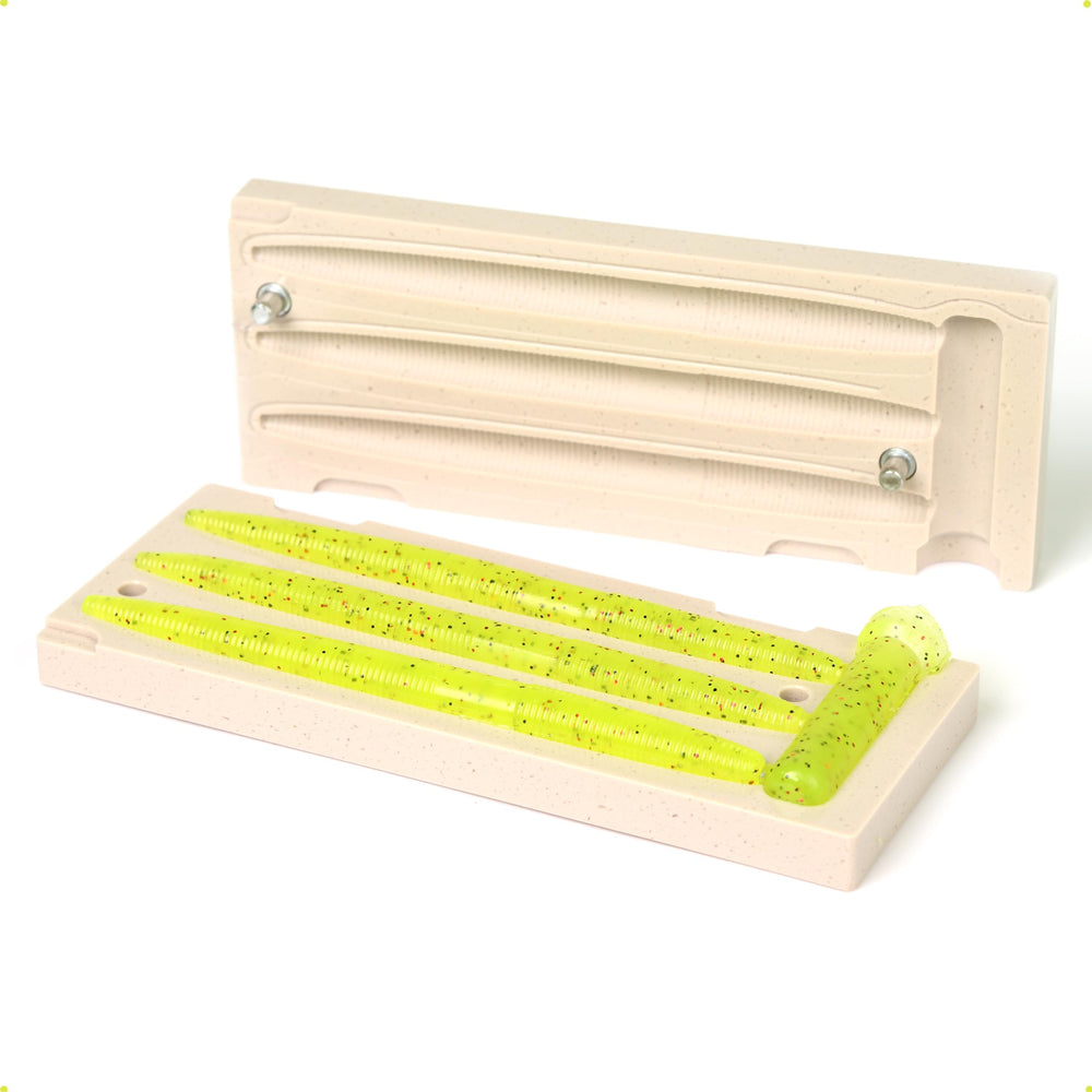 Best_NJ durable plastic mold built to withstand seasons of use and value.