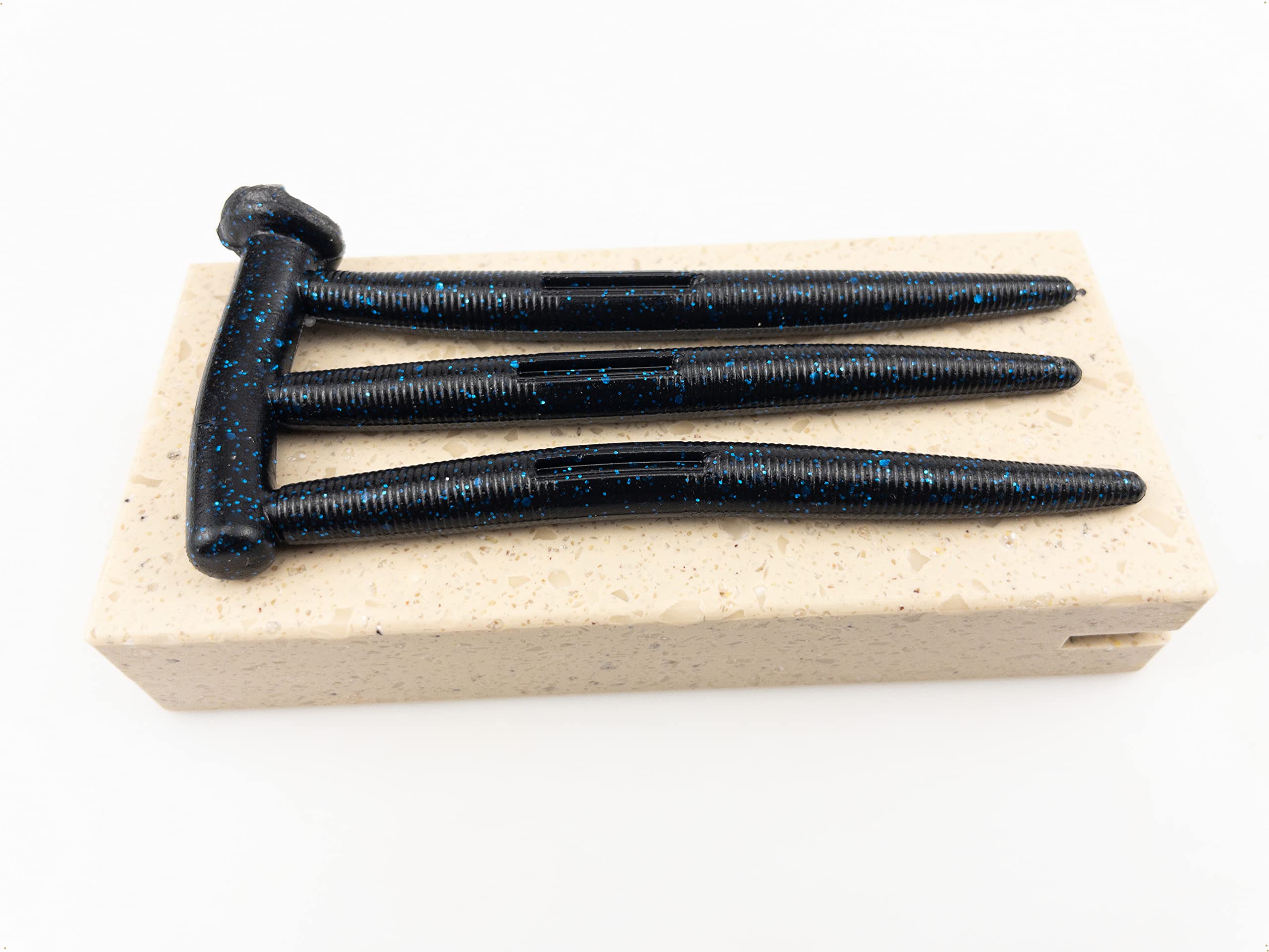 best_nj three-cavity yum-dinger-4in-mold supports multiple lure designs.
