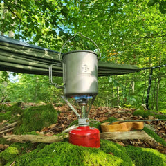 Bestargot titanium pot insulated carrier close-up highlights heat retention on trips