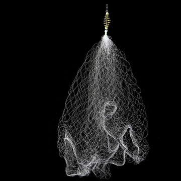 BESTOYARD lightweight fishing net is easy to carry on trips.