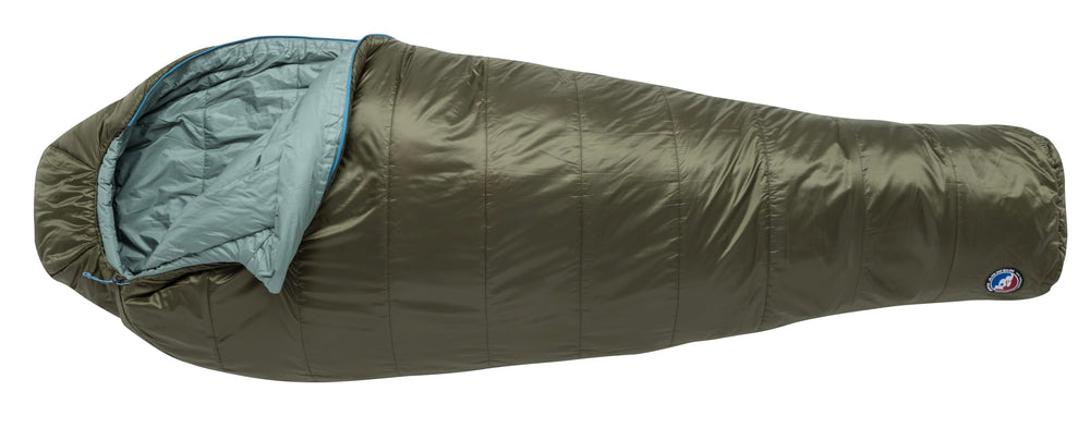 Anthracite hood area with draft collar providing a snug seal against cold air.