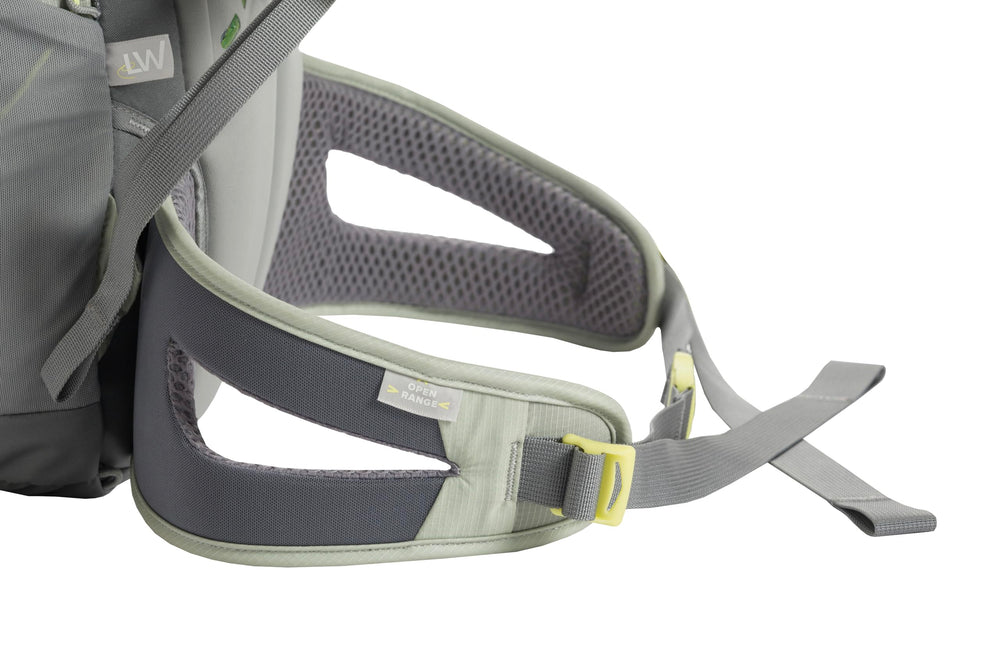 Big Agnes Sweetwater UL 28L wide mesh shoulder straps reduce shoulder strain