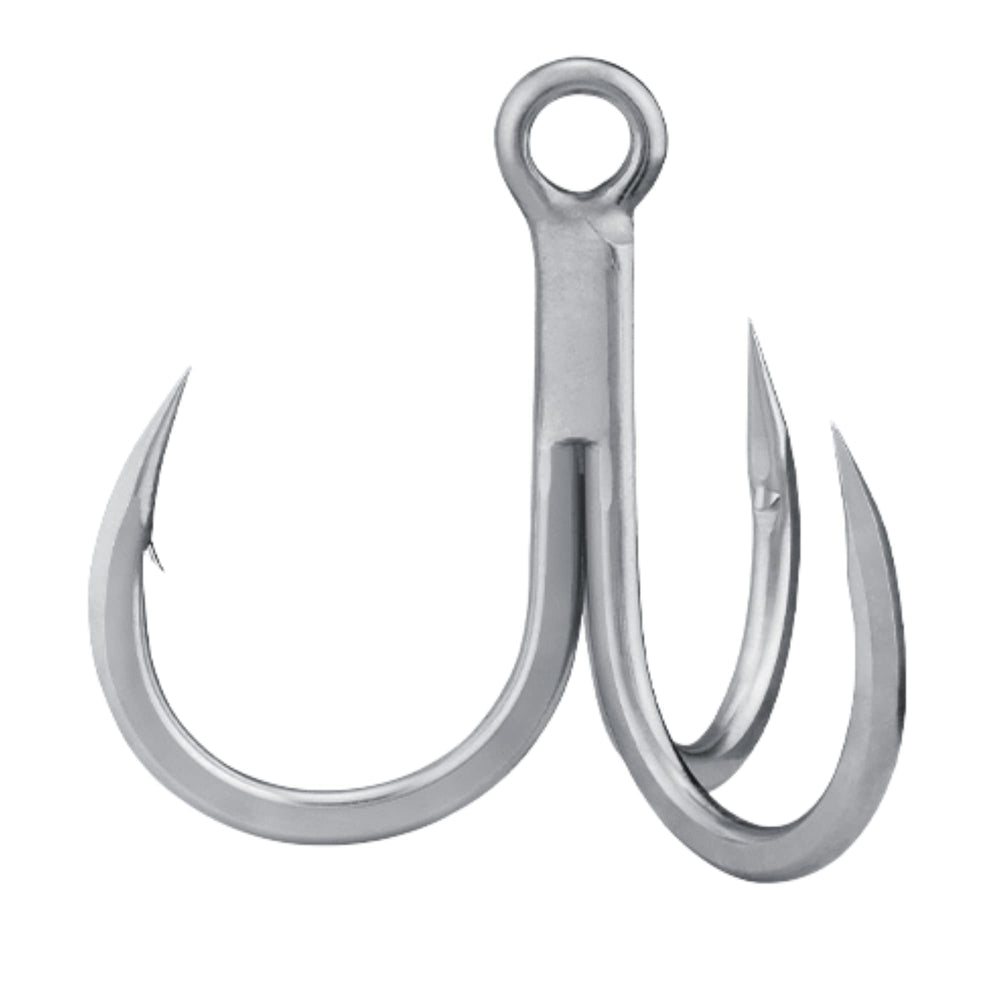 Close view of Slim-Ring eye technology on the BKK GT-REX hook