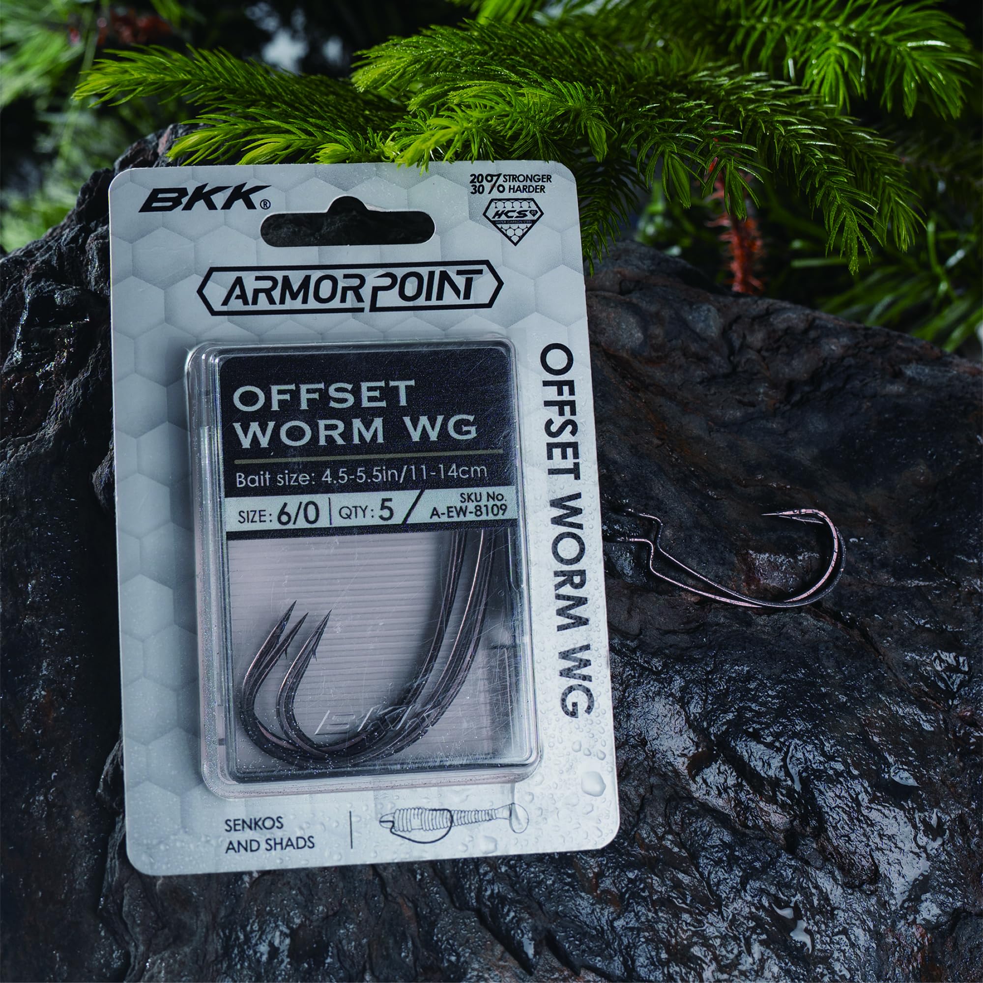 BKK Offset Worm WG-1 Z-bend geometry enables quick rigging and secure plastics.