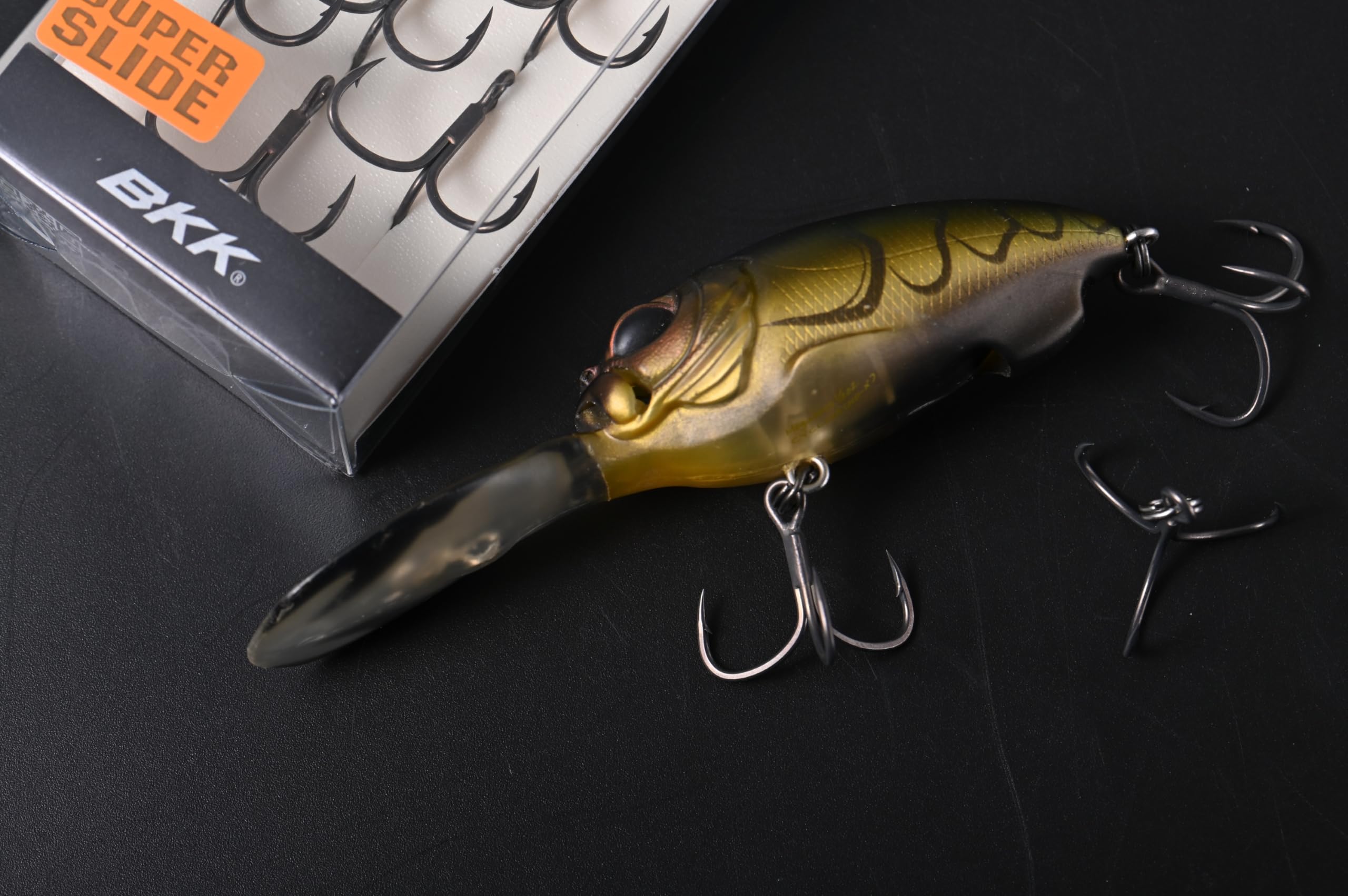 BKK Spear EWG-71 SS Super Slide coating enables smooth casting and durability.