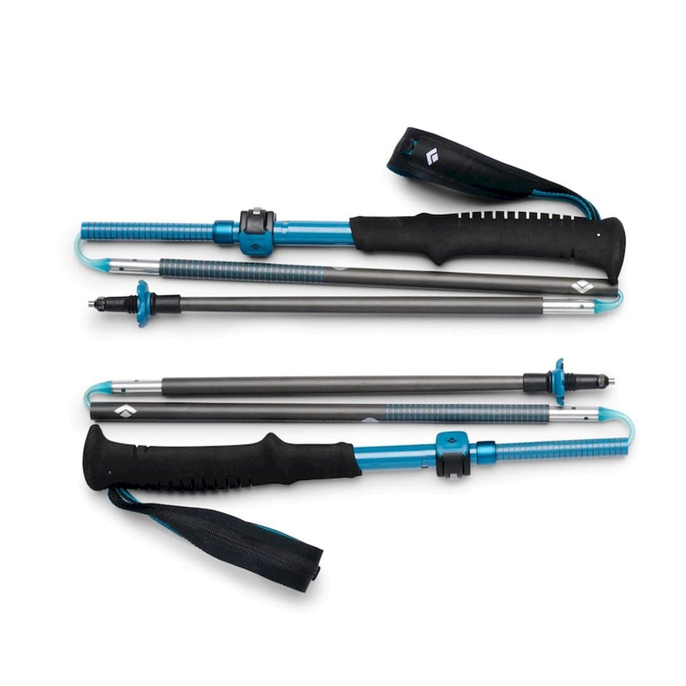 Black Diamond Distance Carbon FLZ poles EVA grips emphasize comfort and sweat absorption.