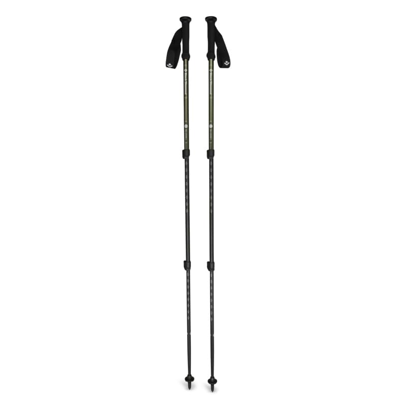 BLACK DIAMOND Explorer 3 poles adjustment in action for quick length changes
