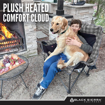 Black Sierra Heated Fleece Chair 10,000mAh battery pack powers warmth on the go.
