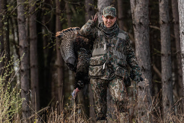 BLOCKER OUTDOORS Finisher Pro II vest hook-and-loop pocket for quick access