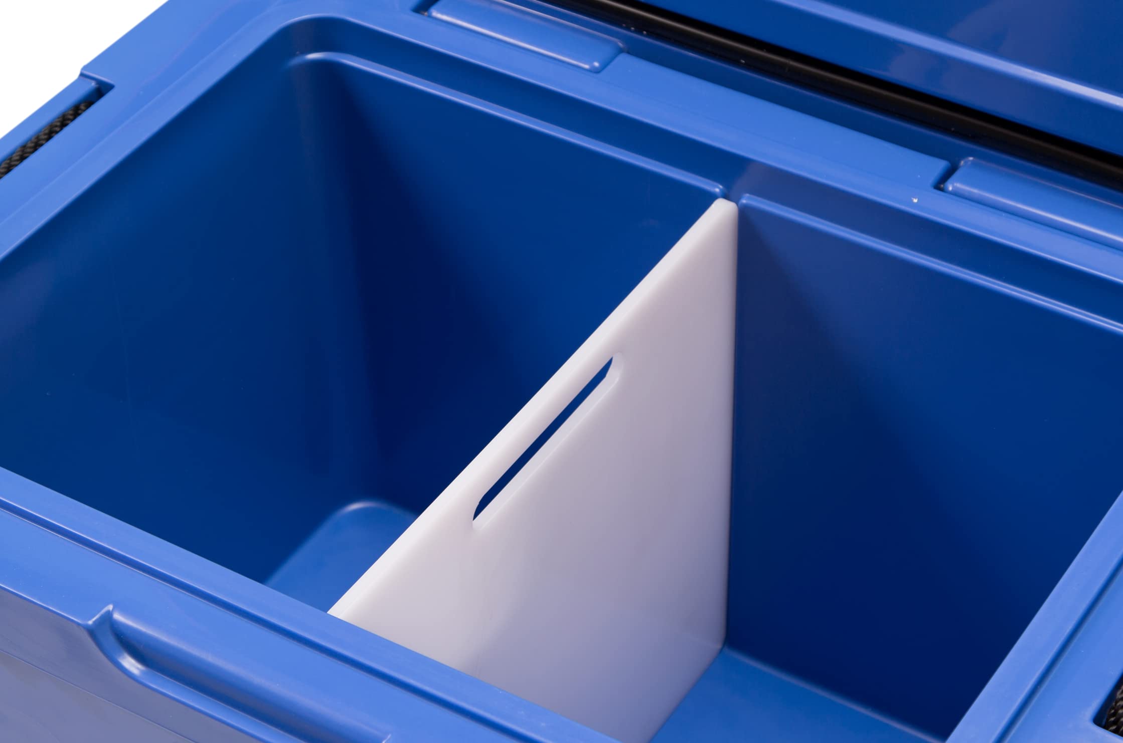 Blue Coolers cobalt extra drain plug simplifies drainage after loading.