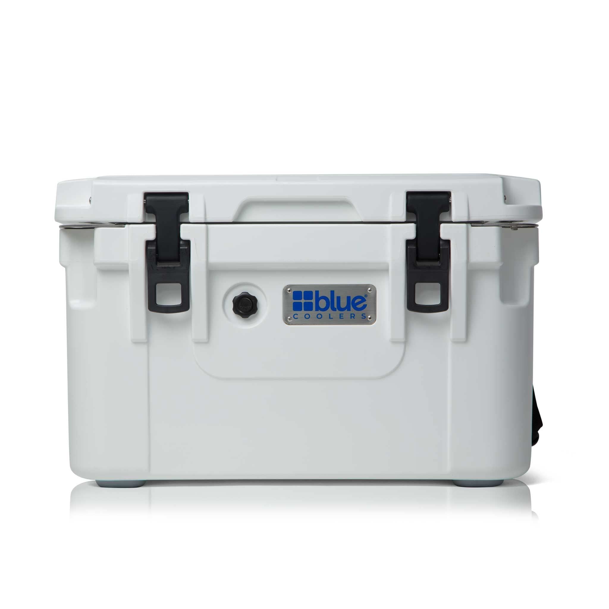 Blue Coolers Companion 30-quart Arctic White front view demonstrates compact ice retention for outings