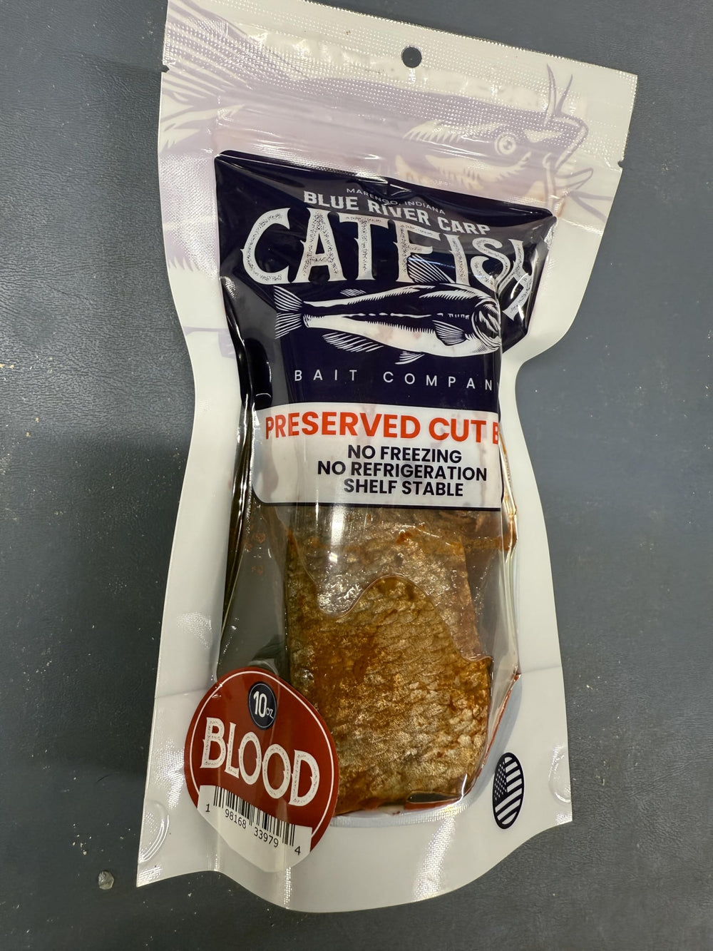 Blue River Carp bait on hook demonstrates strong scent-based attraction for bite-and-hold.