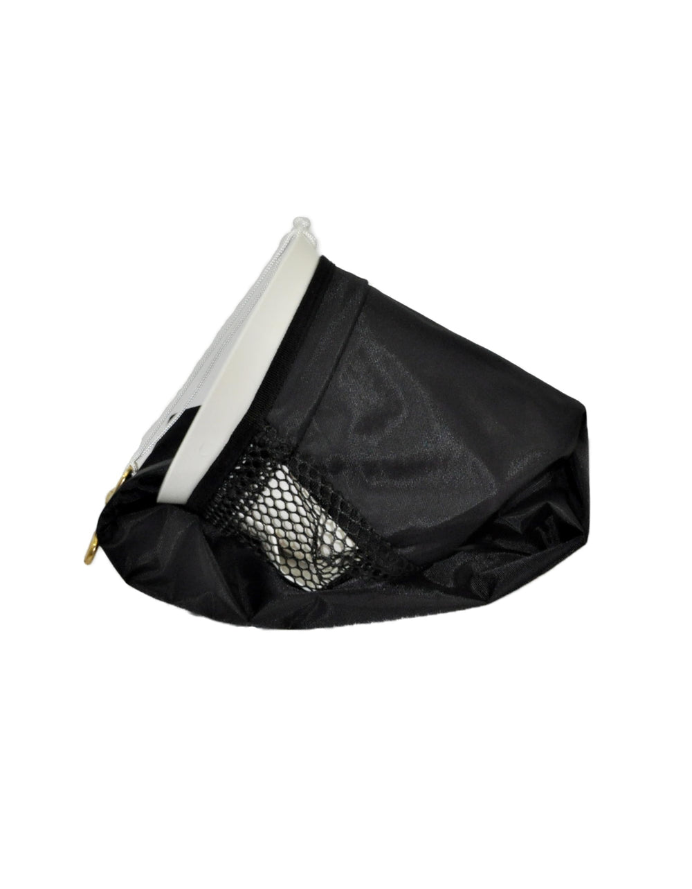 Blue Water Diving Accessories Kit keeps essential gear organized before every dive.