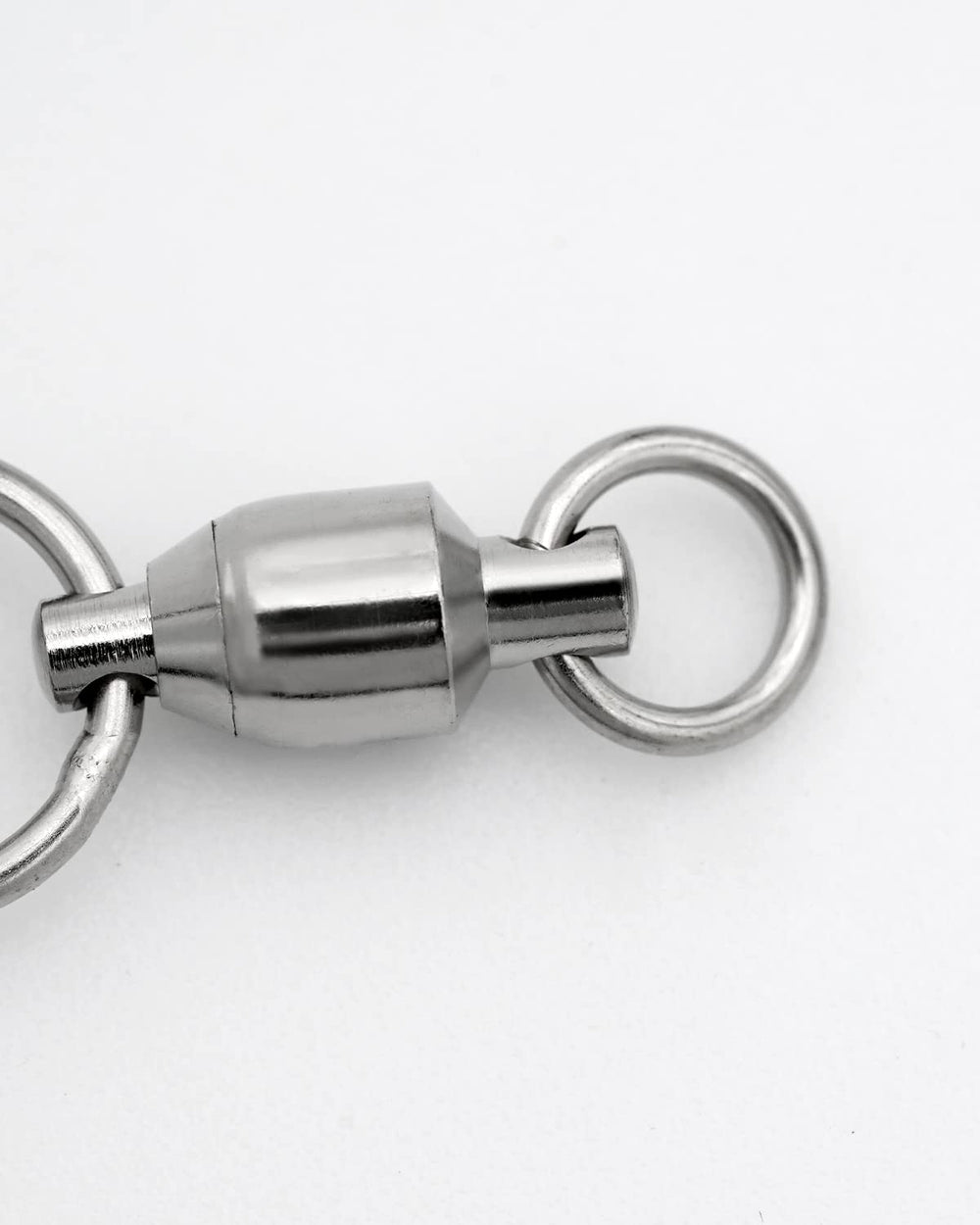 Saltwater fishing swivel rated 134lbs
