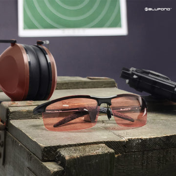 BLUPOND anti-fog-lens keeps clarity during rain or humidity