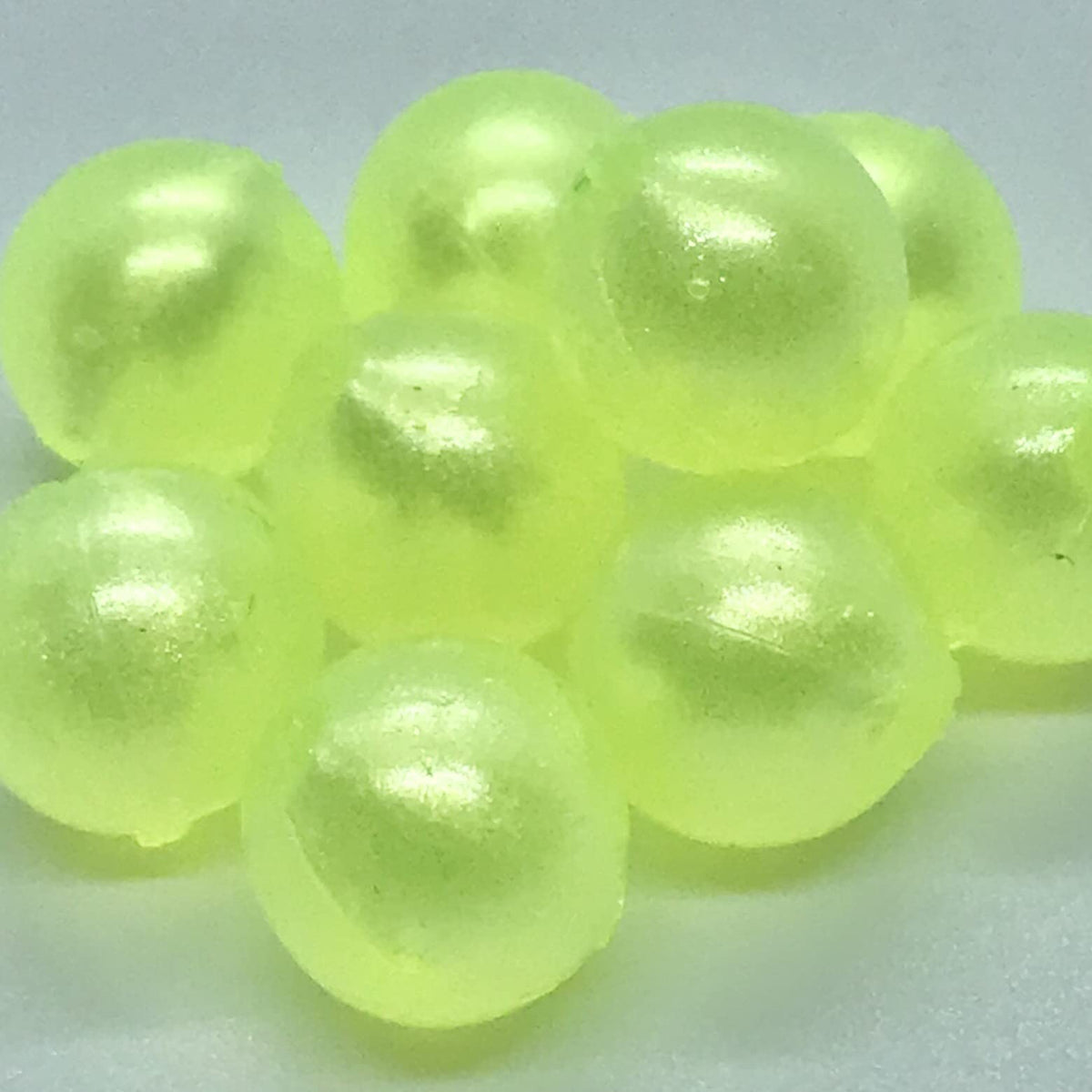 BNR Tackle Soft Beads Mean Green 10mm, neutrally buoyant, ideal for steelhead rigs.