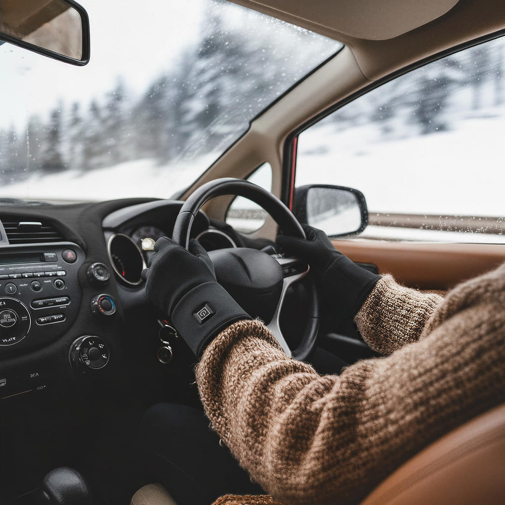 BNZ heated gloves battery pack provides consistent power across three heat settings.