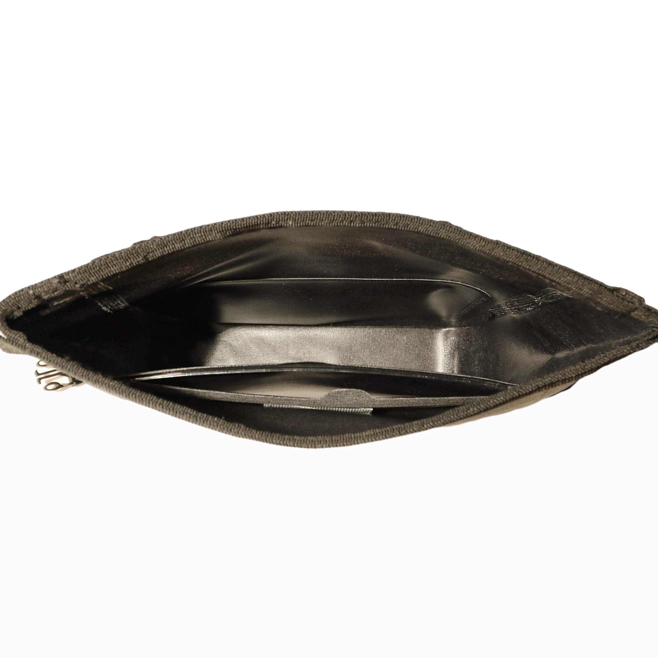 Body Glove Costa hip pack in motion during running for hands-free storage