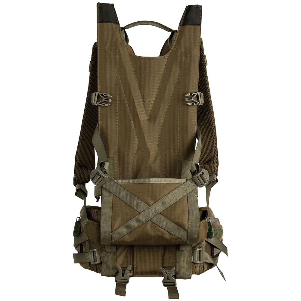 BOG Inception quick-buckle attachment demonstrates easy frame bag integration.