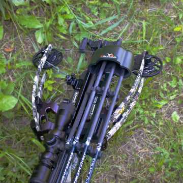 Bohning Lynx 4-Arrow Quiver with dual retainers securing shafts during movement