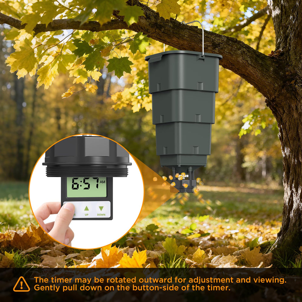 Boltfavo easy-install hanging bracket simplifies setup in remote hunting or observation sites.
