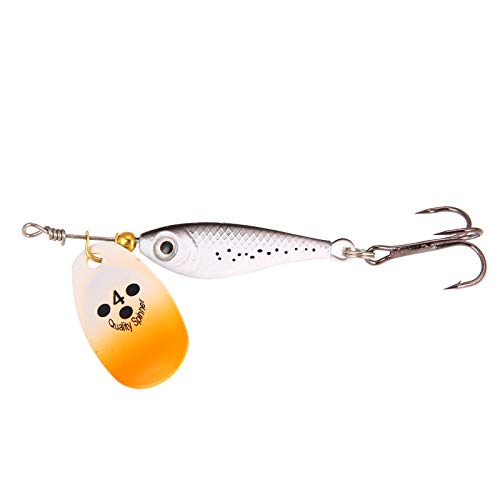 Close-up of 3D eyes on Bombrooster spinner bait