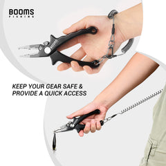 Close-up of Booms T04 lanyard with stainless steel split ring end