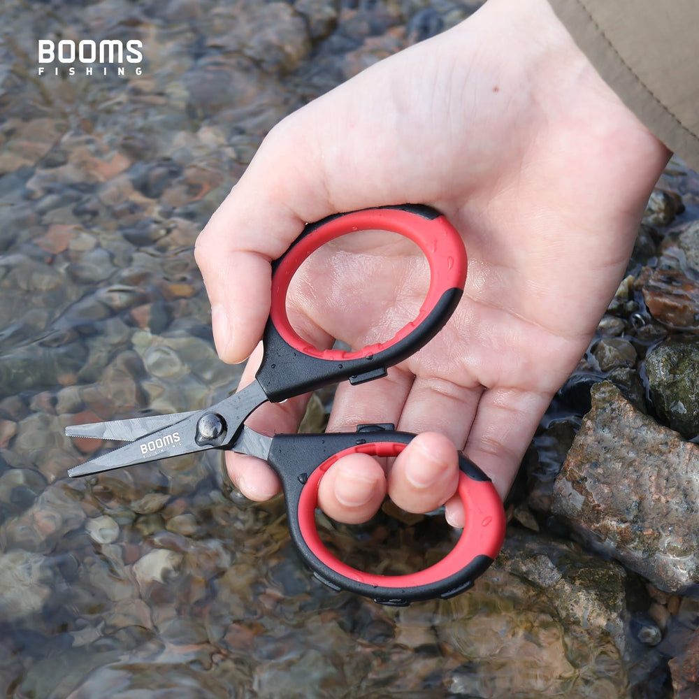 Product image of Booms S05 scissors with packaging
