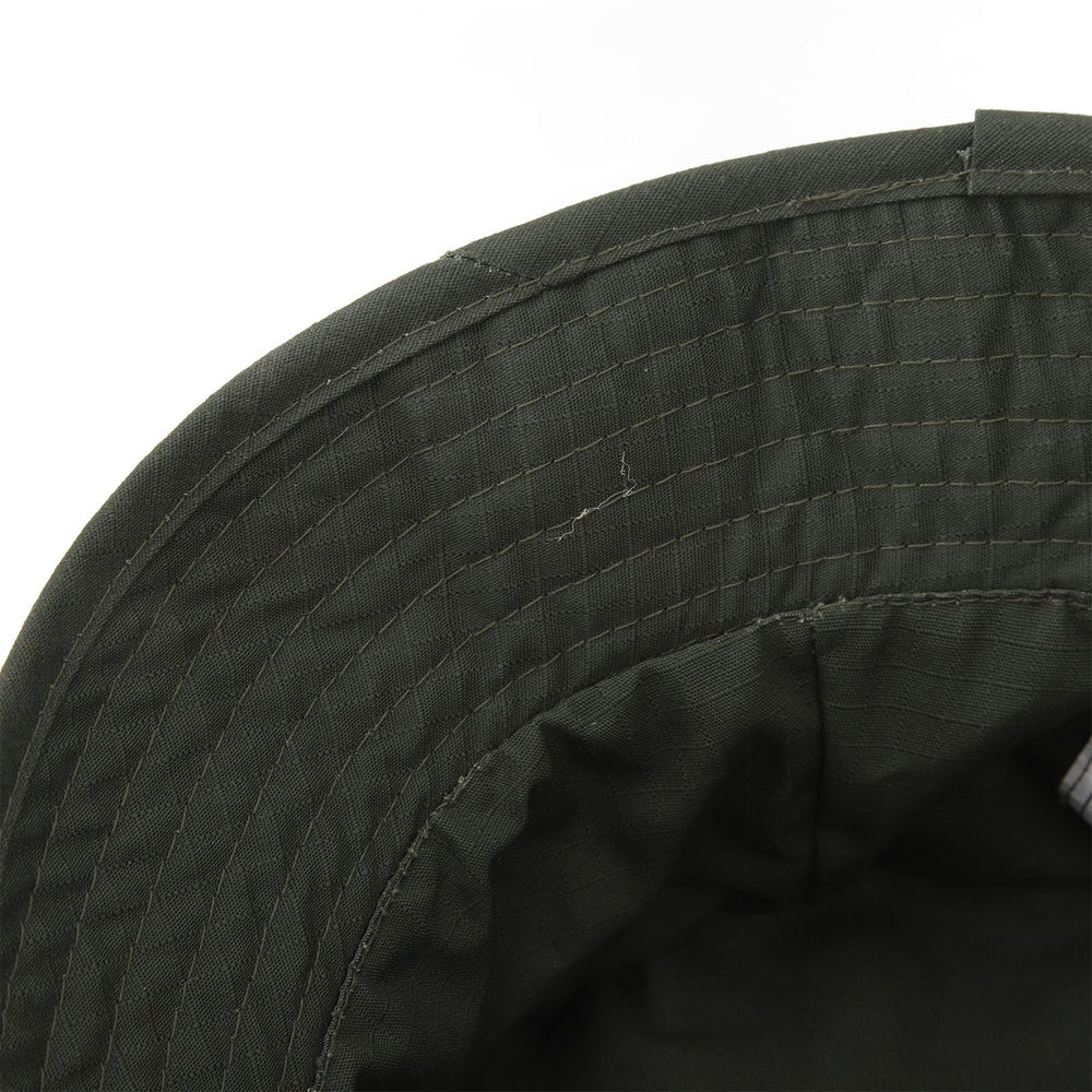Under brim shading to highlight sun protection