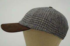 The Sligo cap Irish tweed close-up highlights durability and heritage.