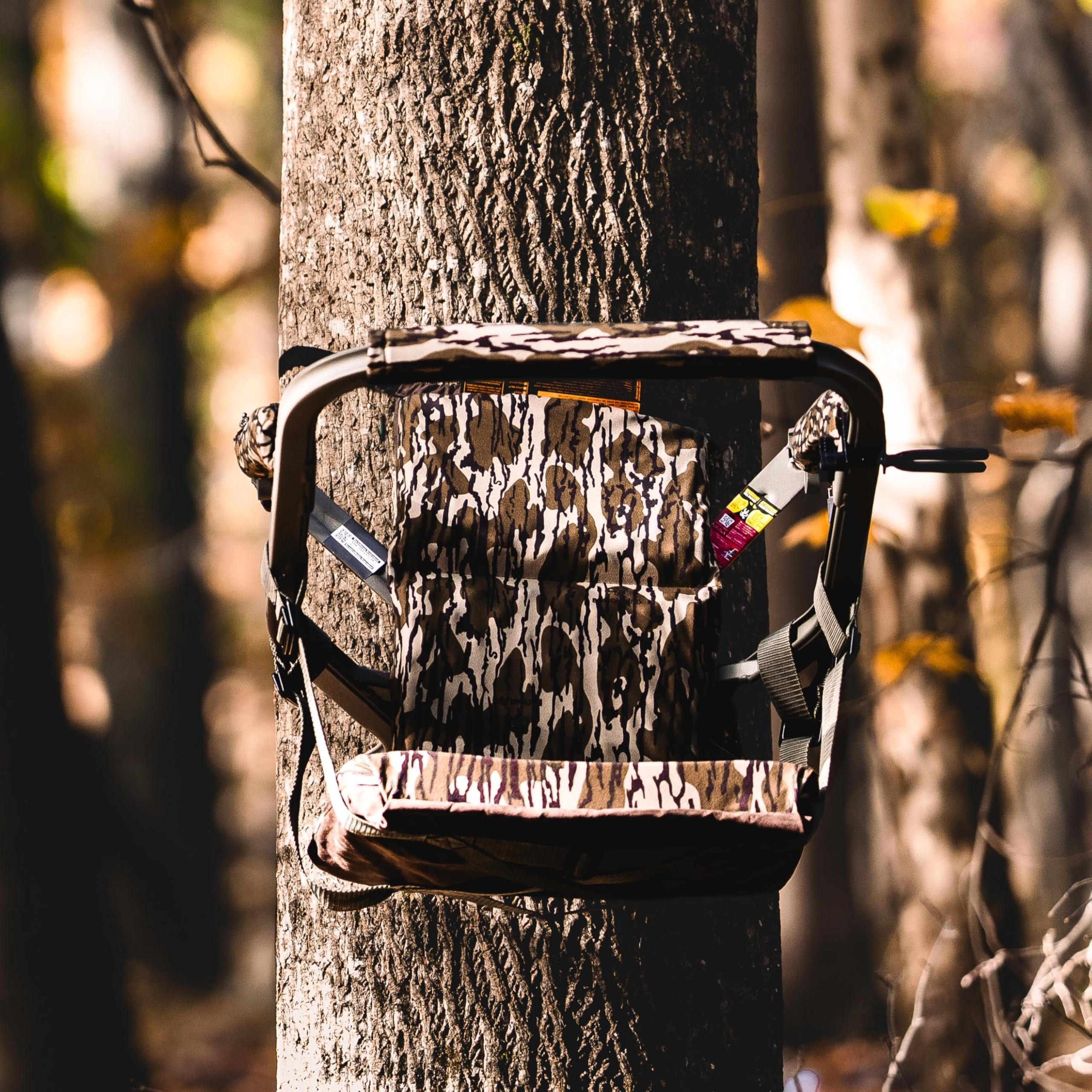Bottomland camo seat cloth detail