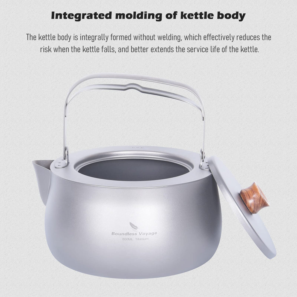 Boundless Voyage kettle pouring water closeup demonstrates smooth flow and precise control.