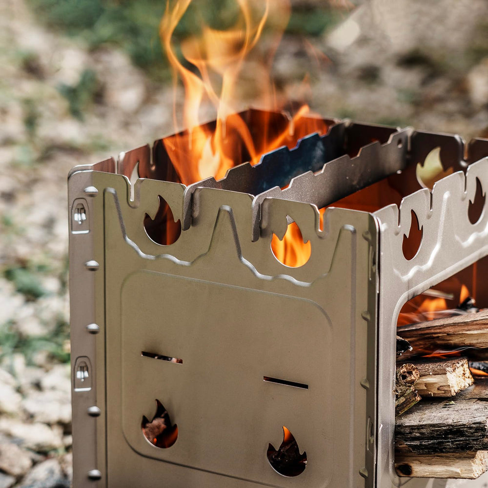 Boundless Voyage stove fueled by dry twigs and grass found outdoors.
