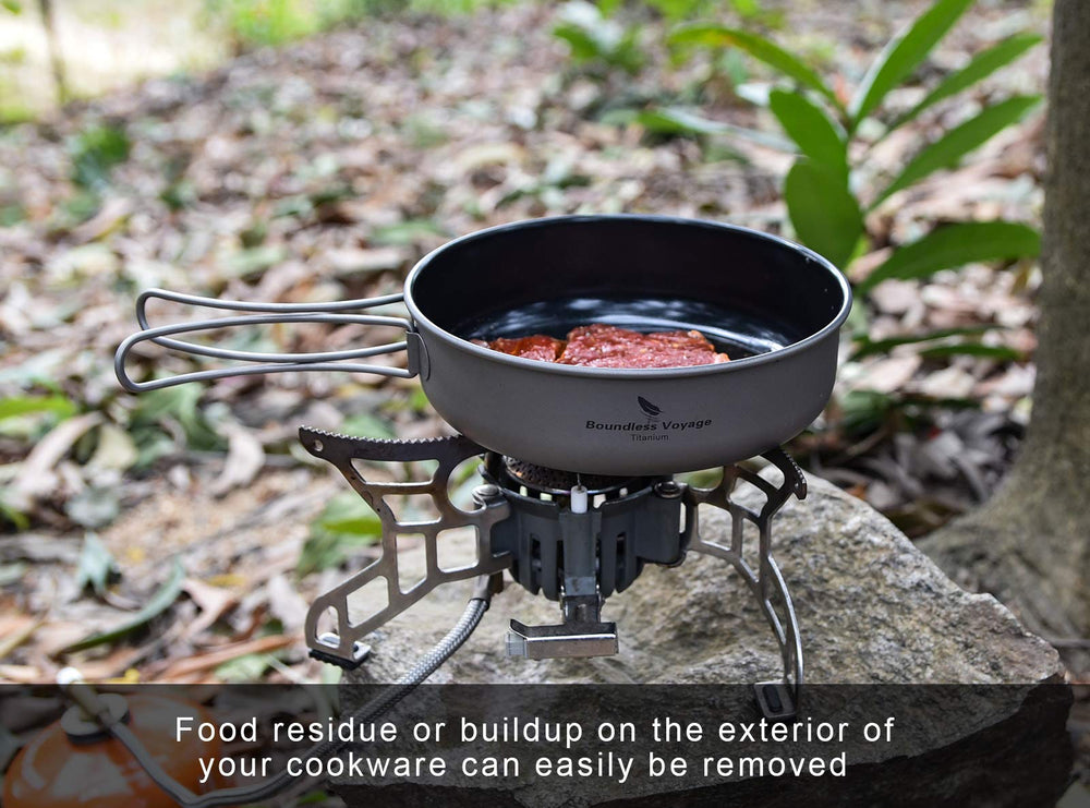 Boundless Voyage smooth exterior finish cleans quickly after outdoor cooking.