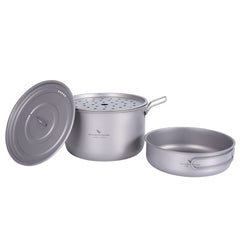 Boundless Voyage steam pan close-up highlighting steaming capability.