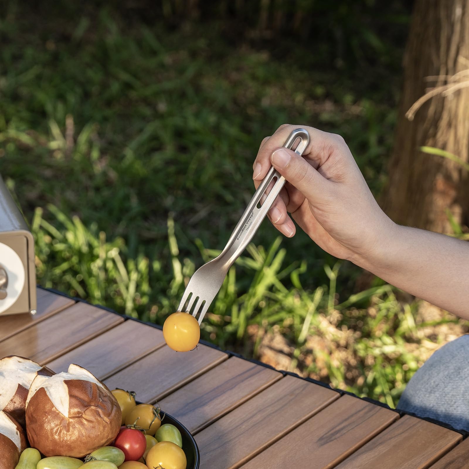 Boundless Voyage Ti1124T carry bag: keeps utensils organized on trips