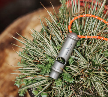 Pea-less design maintains clear sound in water or dirt.