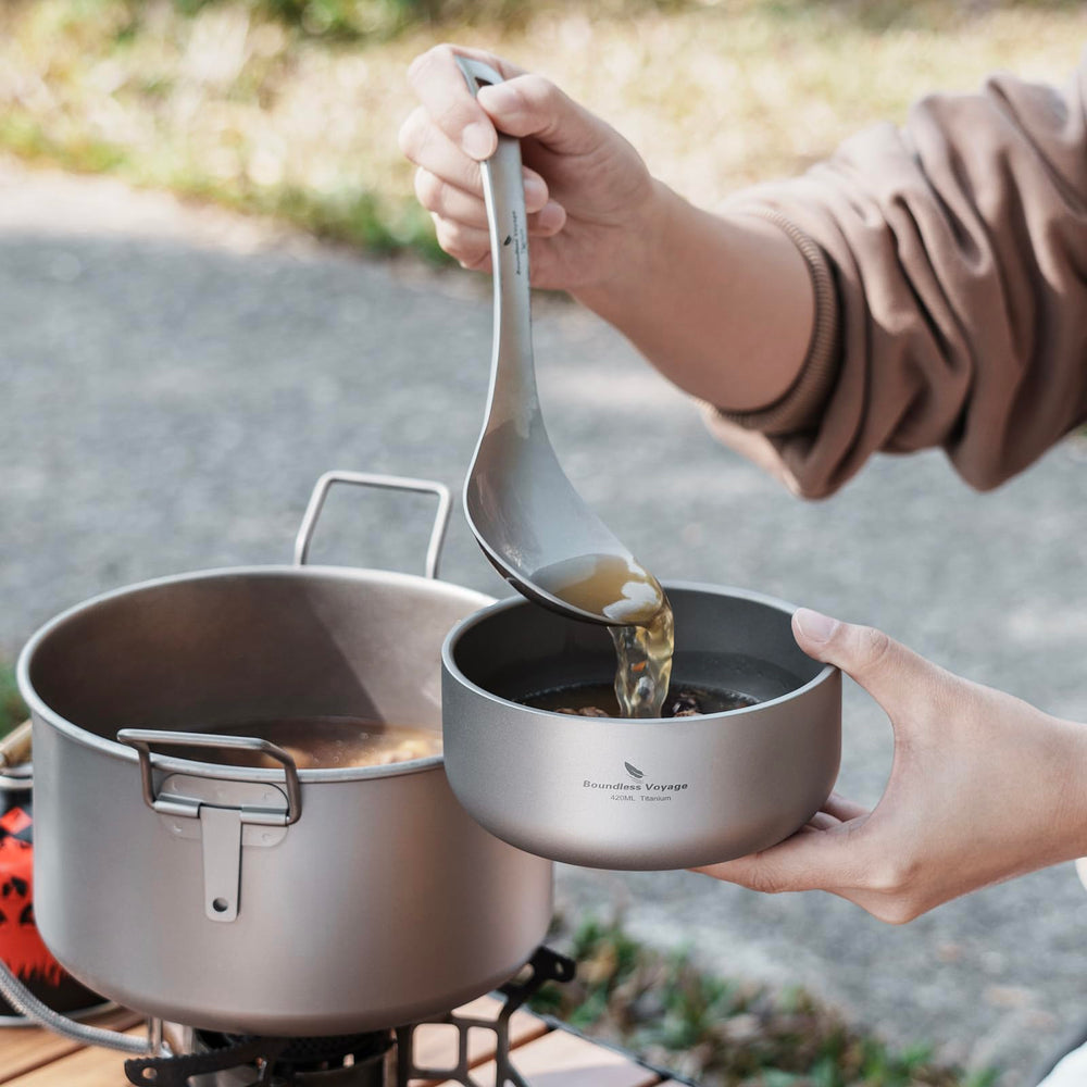 Boundless Voyage titanium bowl weighs 142g for easy carrying.