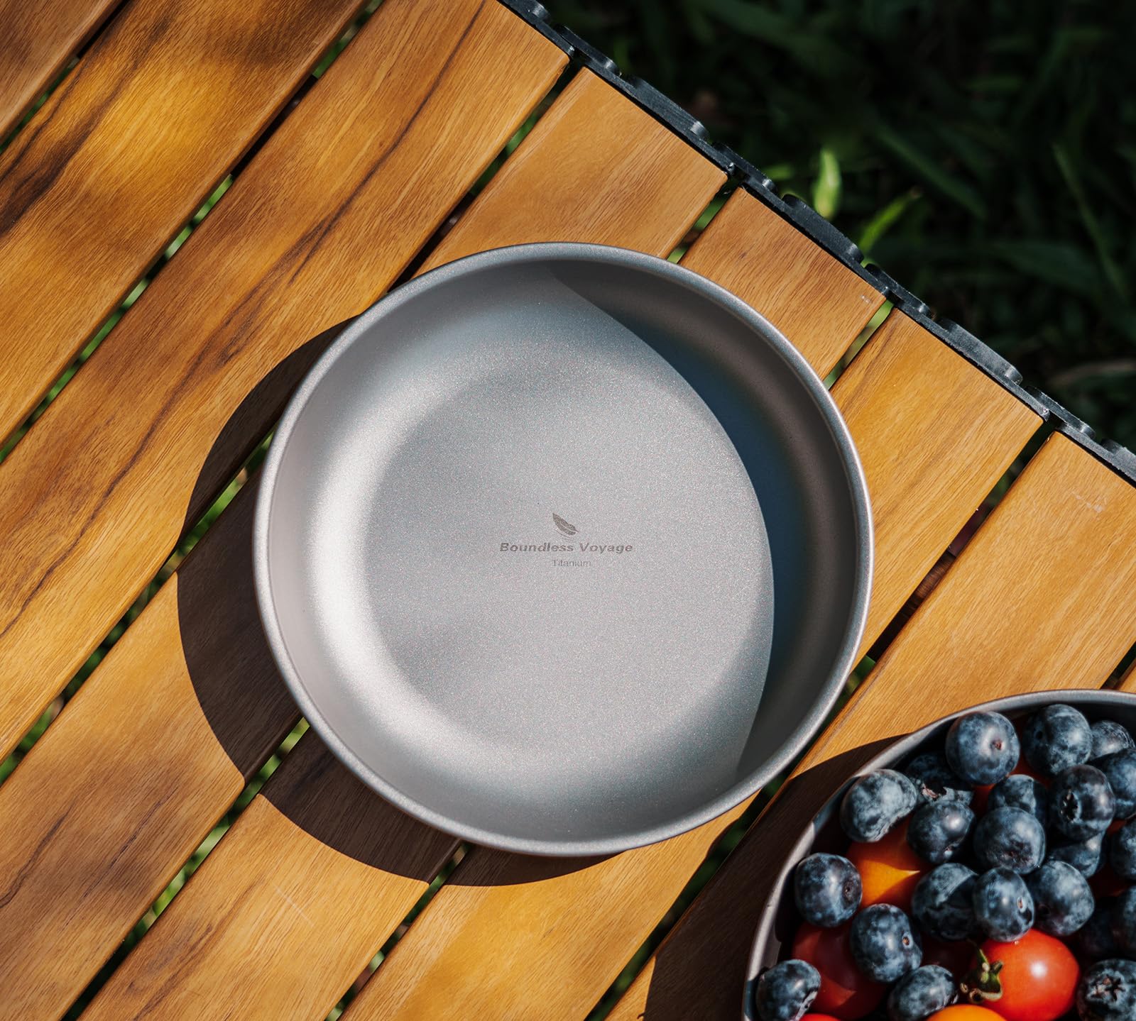 Boundless Voyage titanium camping plate dishwasher-safe: convenient cleanup after outdoor meals