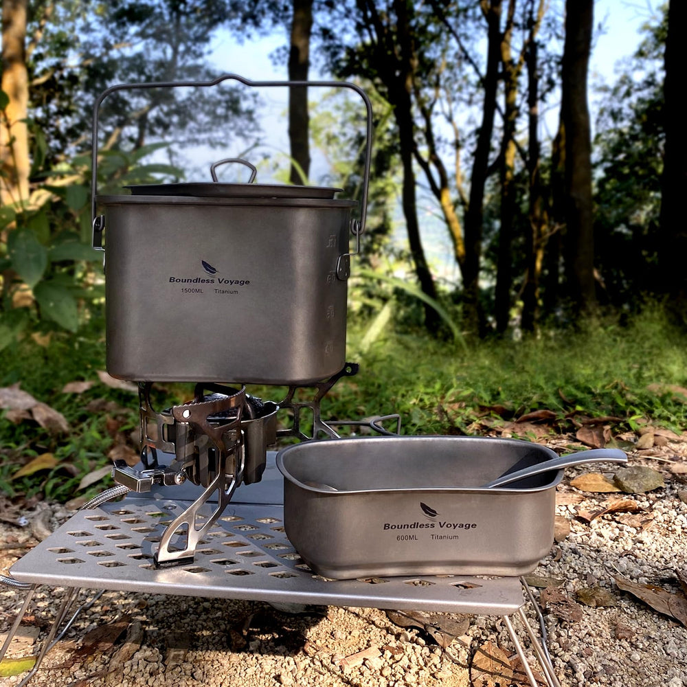 Boundless Voyage universal lid on Boundless Voyage canteen set