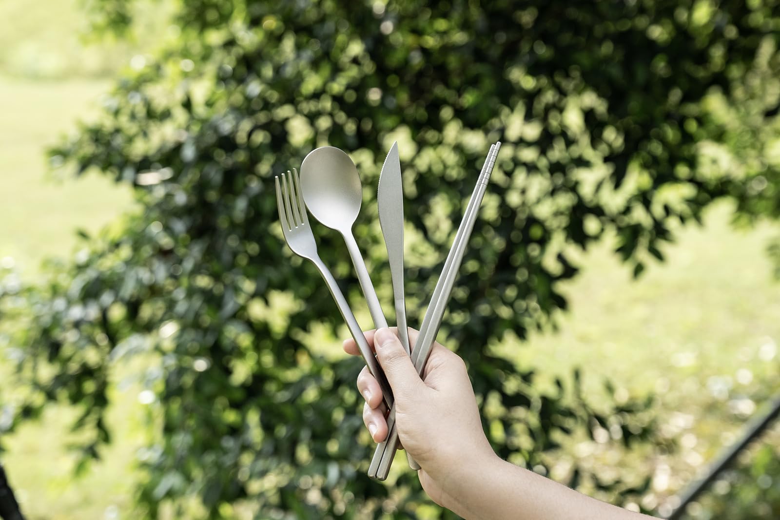 Boundless Voyage dine on the go with this portable cutlery set.