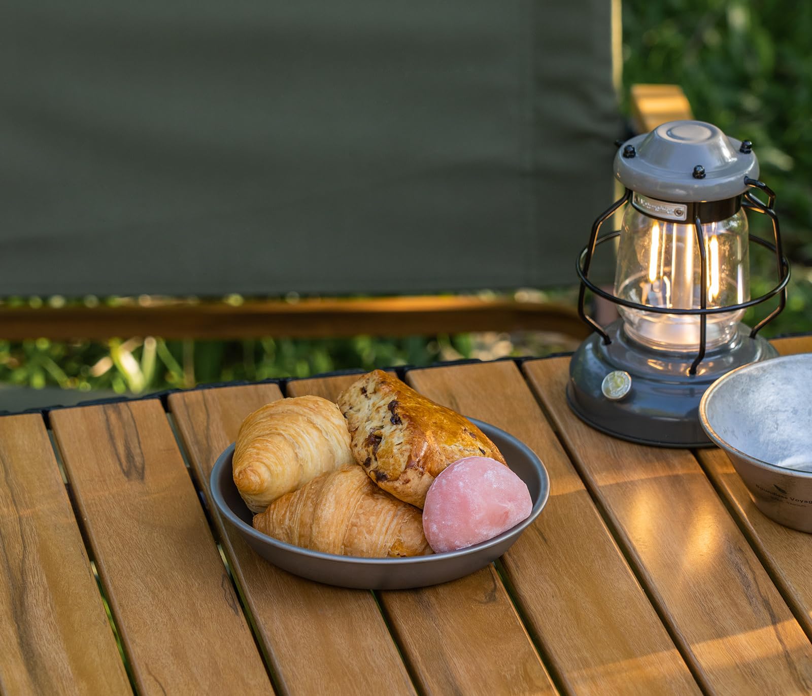 Boundless Voyage plate open-flame ready design for camp cooking.