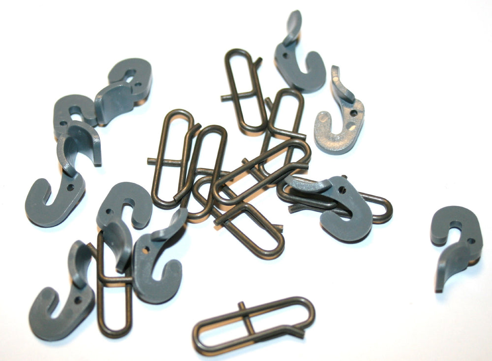 Breakaway Tackle Impact Release Clips 10-Pack attached to a sinker for reduced bait loss